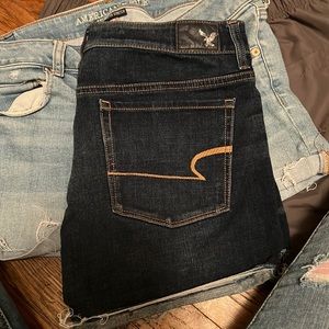 “360 super stretch” size 12 American eagle shorts